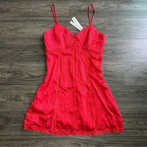 Alice and Olivia Fae spaghetti strap mini dress
Red mini dress